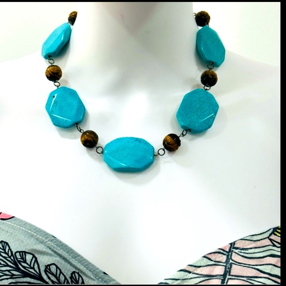 Cowgirl Chic Chunky Turquoise Stone and Brown Beaded Statement Necklace - Picture 3 of 7